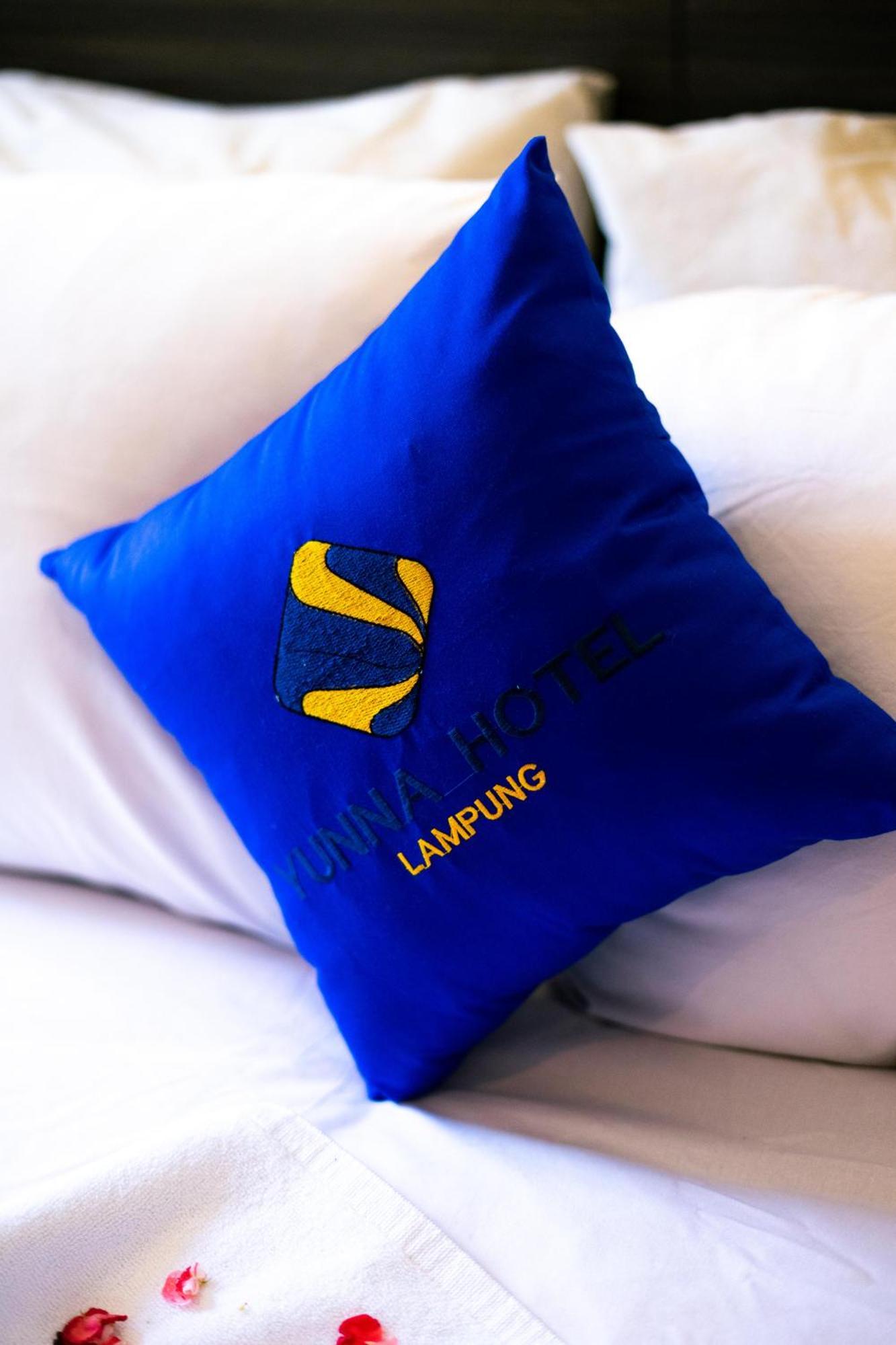 Yunna Lampung Hotel 3*